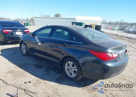 2013 Hyundai Sonata Gls z USA, uszkodzony, nr VIN 5NPEB4AC1DH548811
